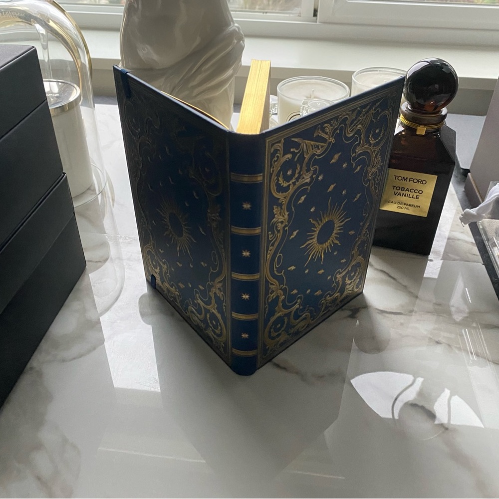 GOLD GILDED DIARY